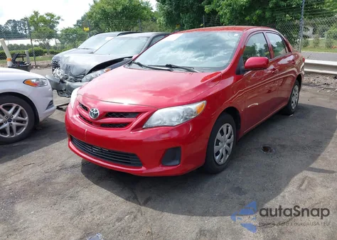 2013 Toyota Corolla L из США, поврежденный, VIN 2T1BU4EE1DC925875